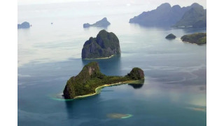 Đảo trực thăng, Philippines hình dạng của nó trông giống hệt một chiếc máy bay trực thăng không có cánh quạt